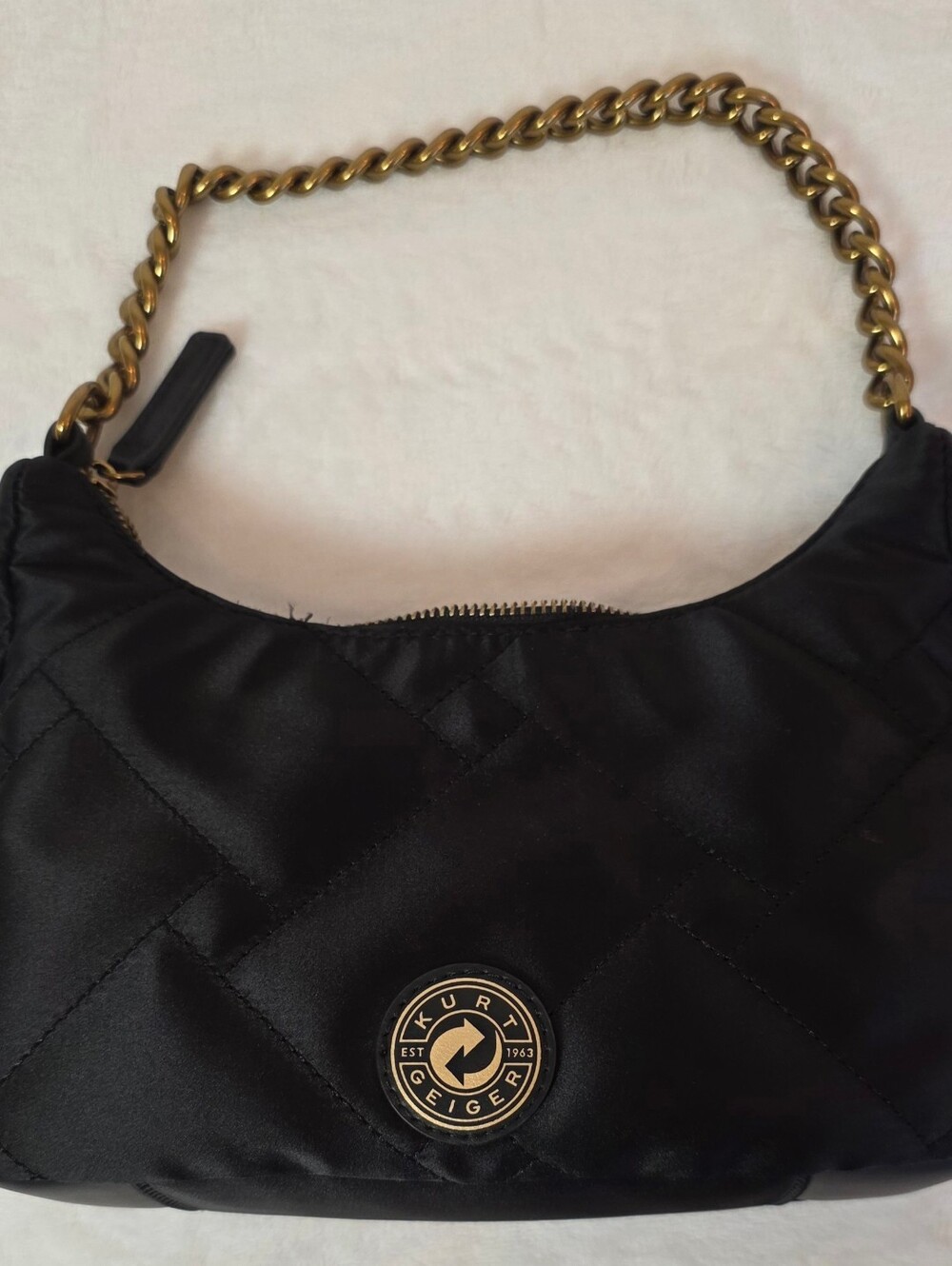 Kurt Geiger Quilted Crossbody Shoulder Bag in Black - Picture 3 of 8